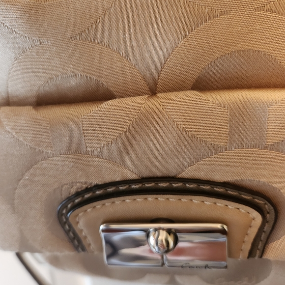 Coach Kristin Hobo Shoulder Bag/Cross body NWT - Picture 6 of 10